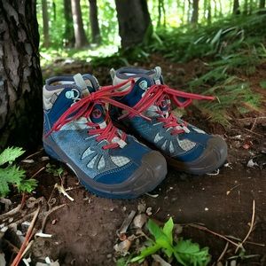 Girls Merell Hiking boots size 1.5